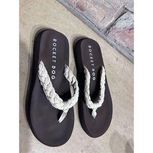 Rocket Dog Braided Women's Size 10 Thongs Flip Flop Sandals